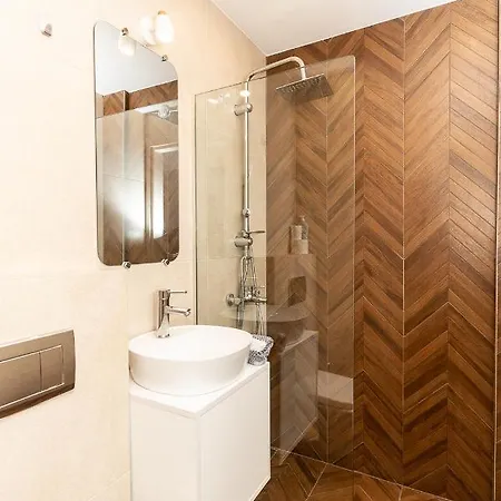 Apartment Valaoritou Luxury *